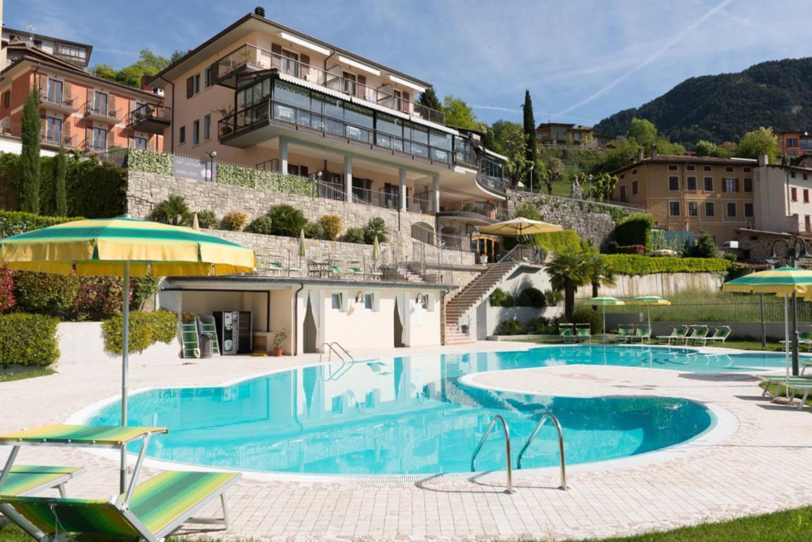 Hotel La Fenice E Sole Tremosine Exterior photo